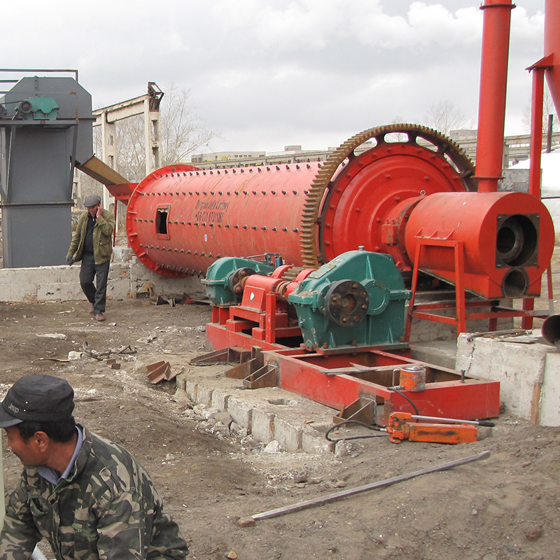 Zimbabwe Industrial 5 Ton Ball Mill с горизонтальной вращающейся конструкцией и мощностью шлифовки